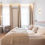 Lejlighed Akacfa 43 Heritage - Location By Bqa Budapest