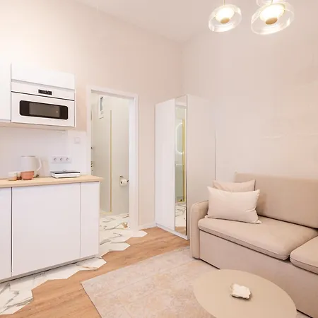 Apartment Akacfa 43 Heritage - Location By Bqa *