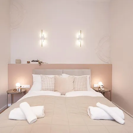 Akacfa 43 Heritage - Location By Bqa Apartment Budapest