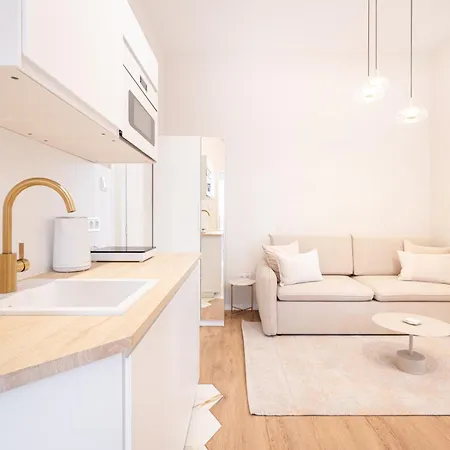 Akacfa 43 Heritage - Location By Bqa Apartment Budapest